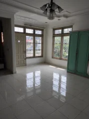 Rumah Rumah Duta Garden - Hoek (Ukuran 10x17 m) H-5466 10 ~blog/2024/8/26/90eda504_64f1_4da7_96dd_60c9e18fbf1d