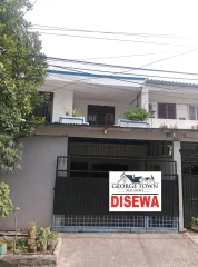 Rumah Rumah Menceng (Ukuran 8x13 m) H-5694 1 ~blog/2025/1/3/h_5694_1